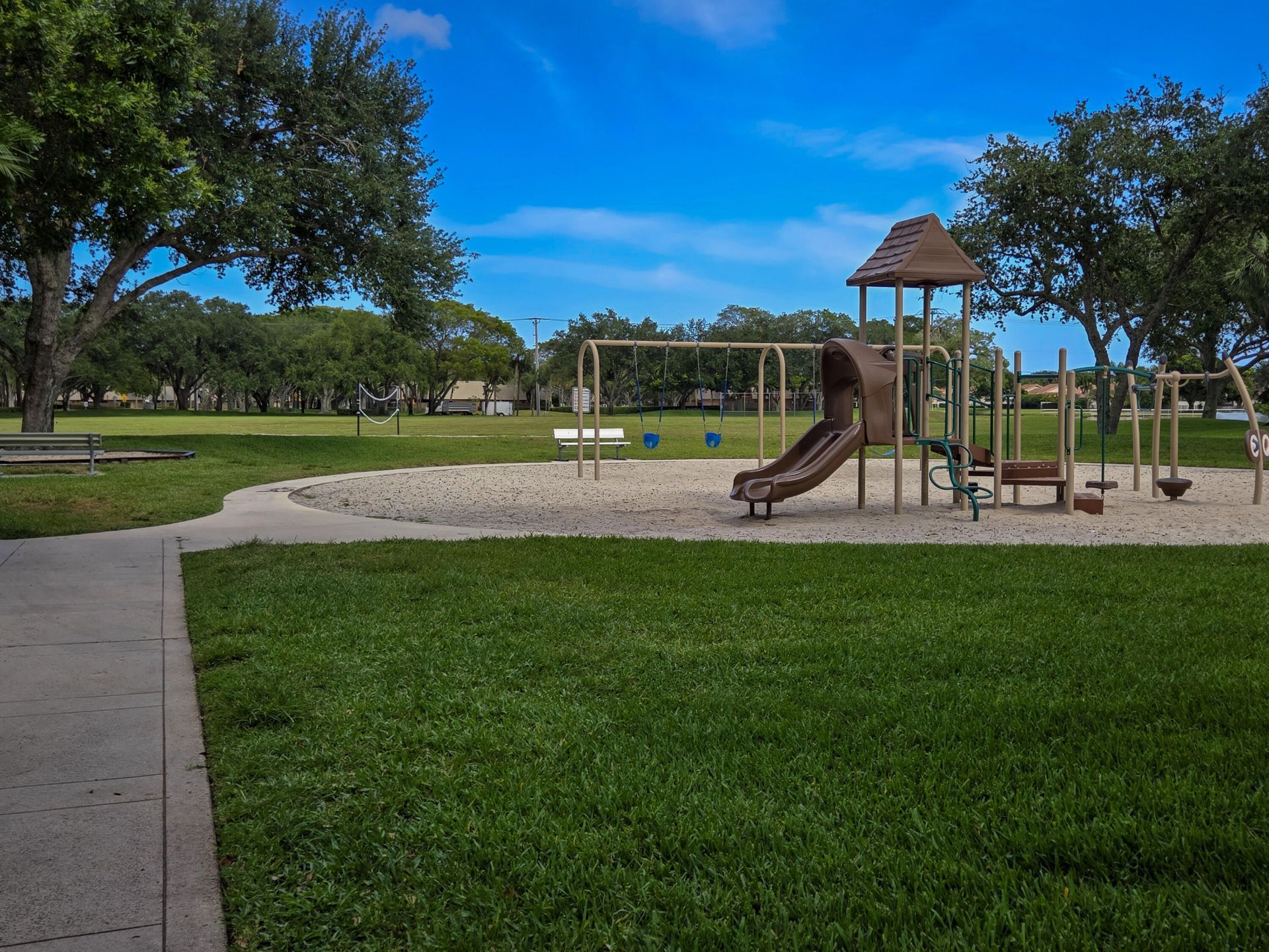 606 6th Way, West Palm Beach, FL 33407 Photo