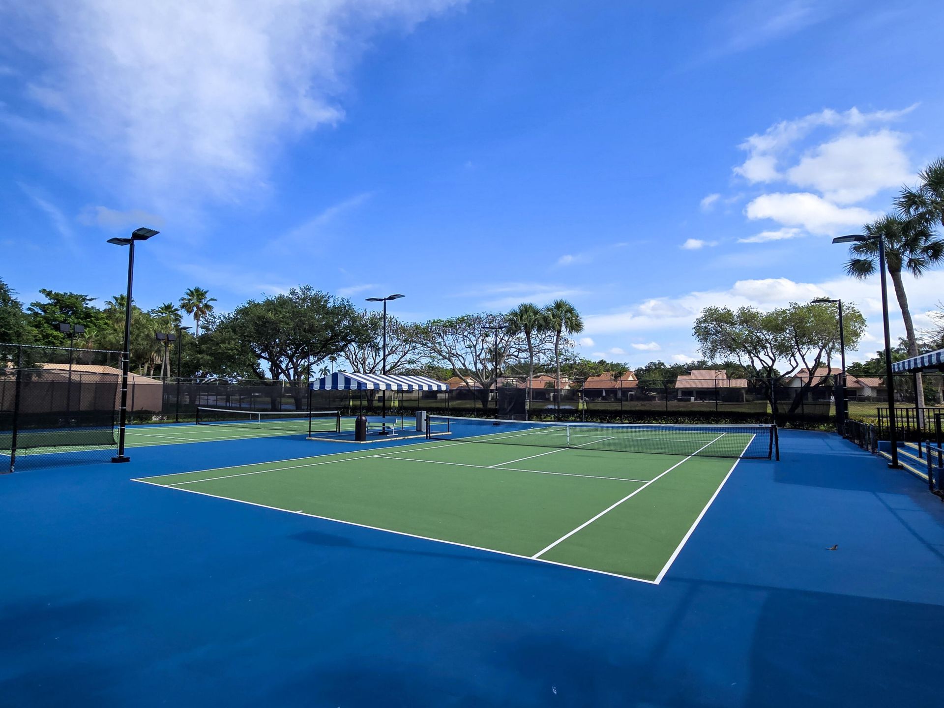 606 6th Way, West Palm Beach, FL 33407 Photo