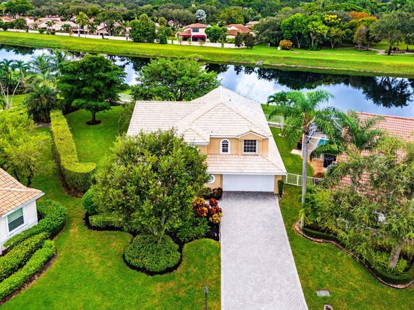 23350 Torre Circle, Boca Raton, FL 33433