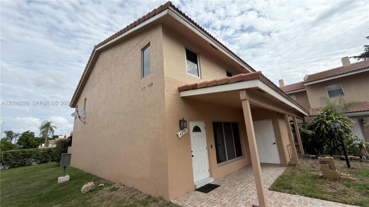 4299 Coral Springs Dr , Unit 3A, Coral Springs, FL 33065 Photo
