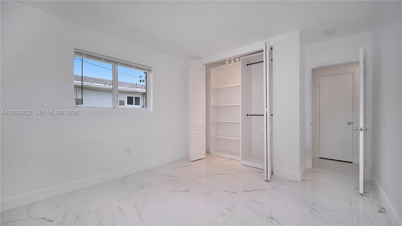 11690 SW 81st Rd , Unit 11690, Pinecrest, FL 33156 Photo