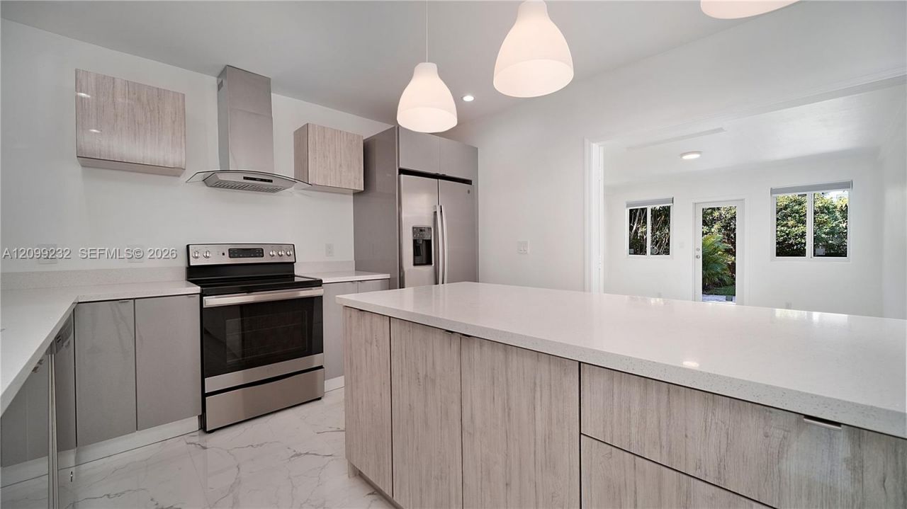 11690 SW 81st Rd , Unit 11690, Pinecrest, FL 33156 Photo