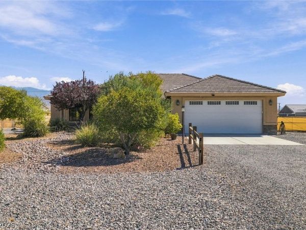 1901 Old West Avenue , Pahrump, NV 89048