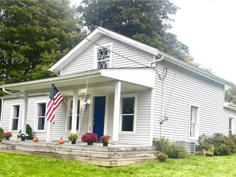 180 S Ridge Road W, Geneva, OH 44041 Photo 1