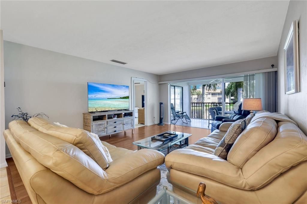 960 Palm View Dr , Unit 209, Naples, FL 34110 Photo