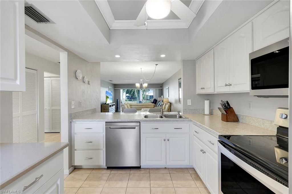 960 Palm View Dr , Unit 209, Naples, FL 34110 Photo