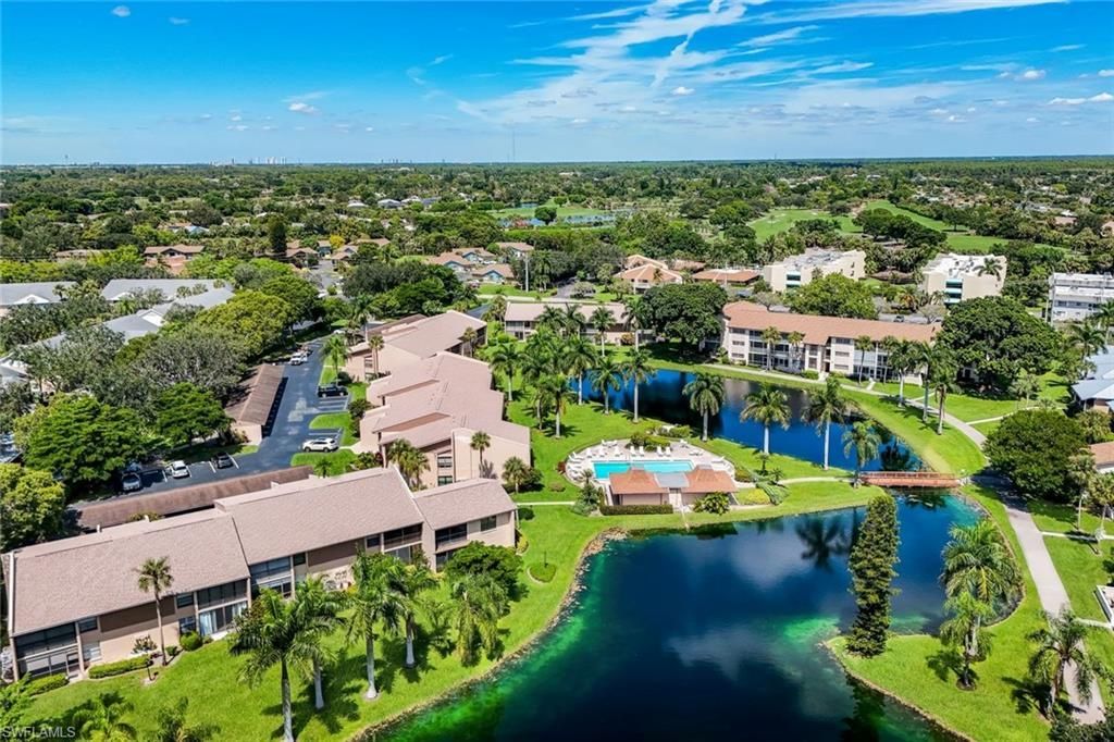 960 Palm View Dr , Unit 209, Naples, FL 34110 Photo