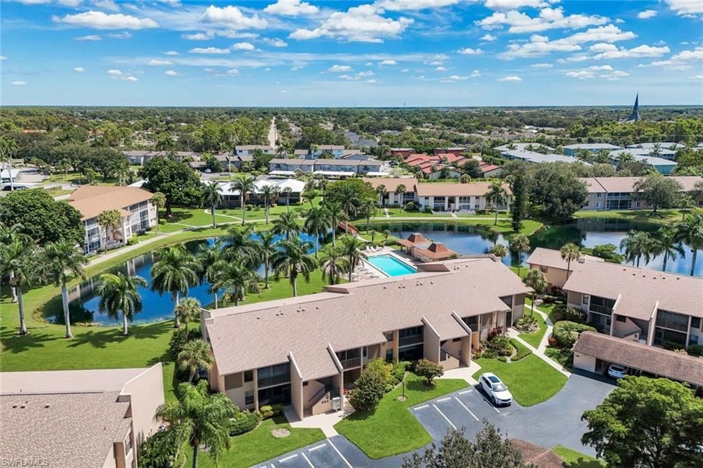 960 Palm View Dr , Unit 209, Naples, FL 34110 Photo