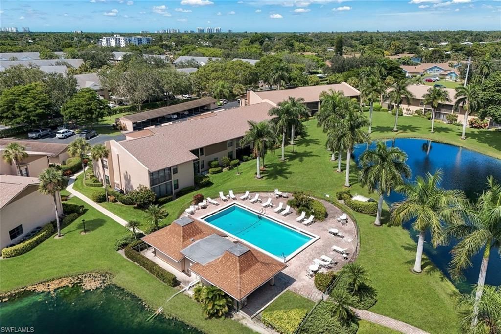 960 Palm View Dr , Unit 209, Naples, FL 34110 Photo
