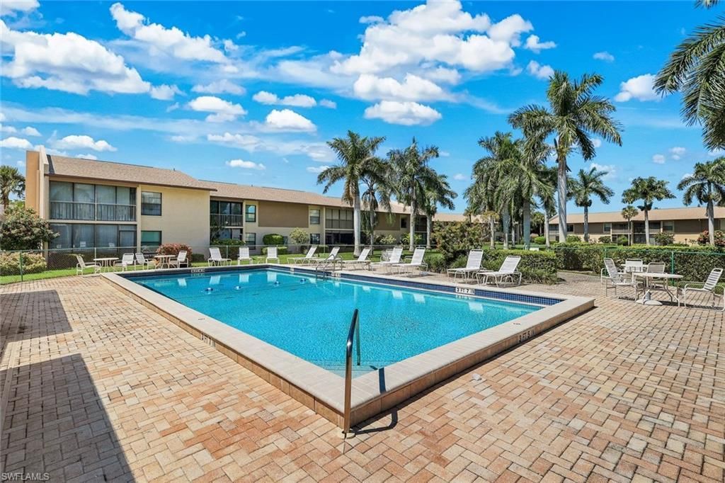 960 Palm View Dr , Unit 209, Naples, FL 34110 Photo