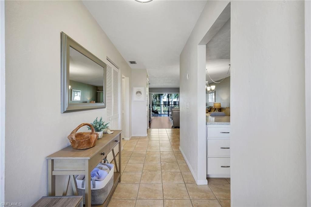 960 Palm View Dr , Unit 209, Naples, FL 34110 Photo