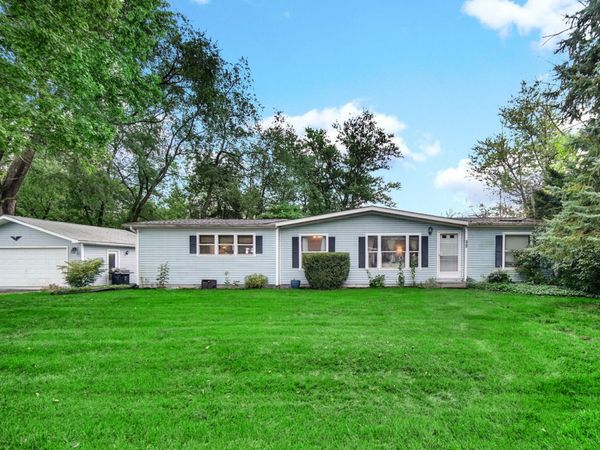 103 N Chicago Street , Hebron, IN 46341