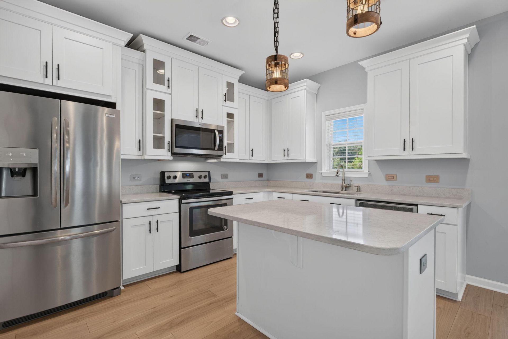 517 Grey Owl Way Photo 11