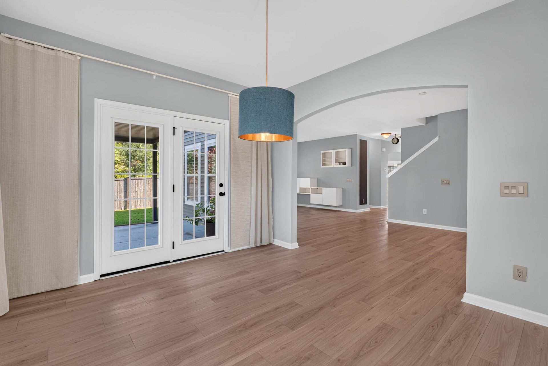517 Grey Owl Way Photo 17