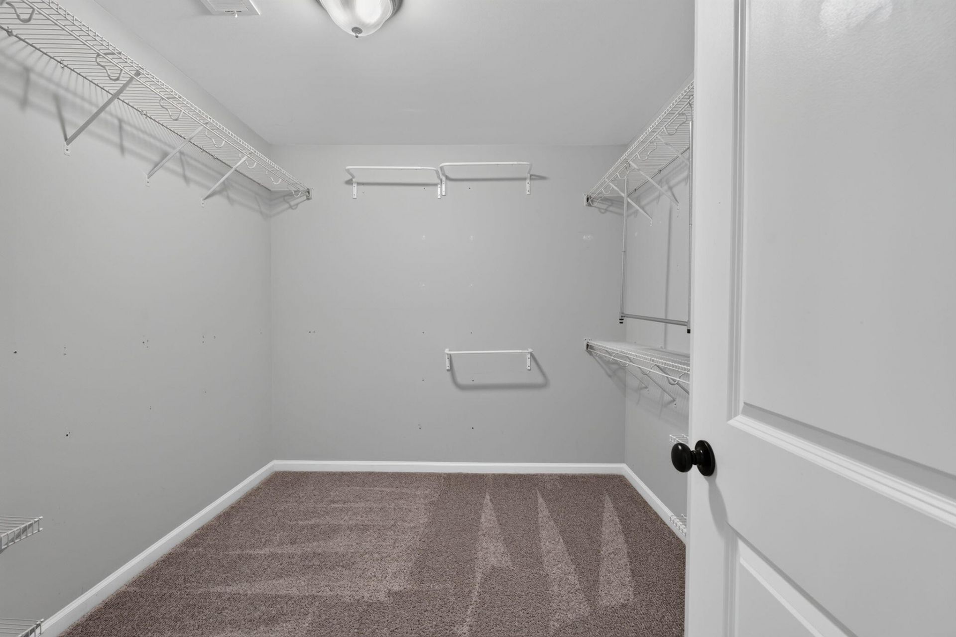 517 Grey Owl Way Photo 25