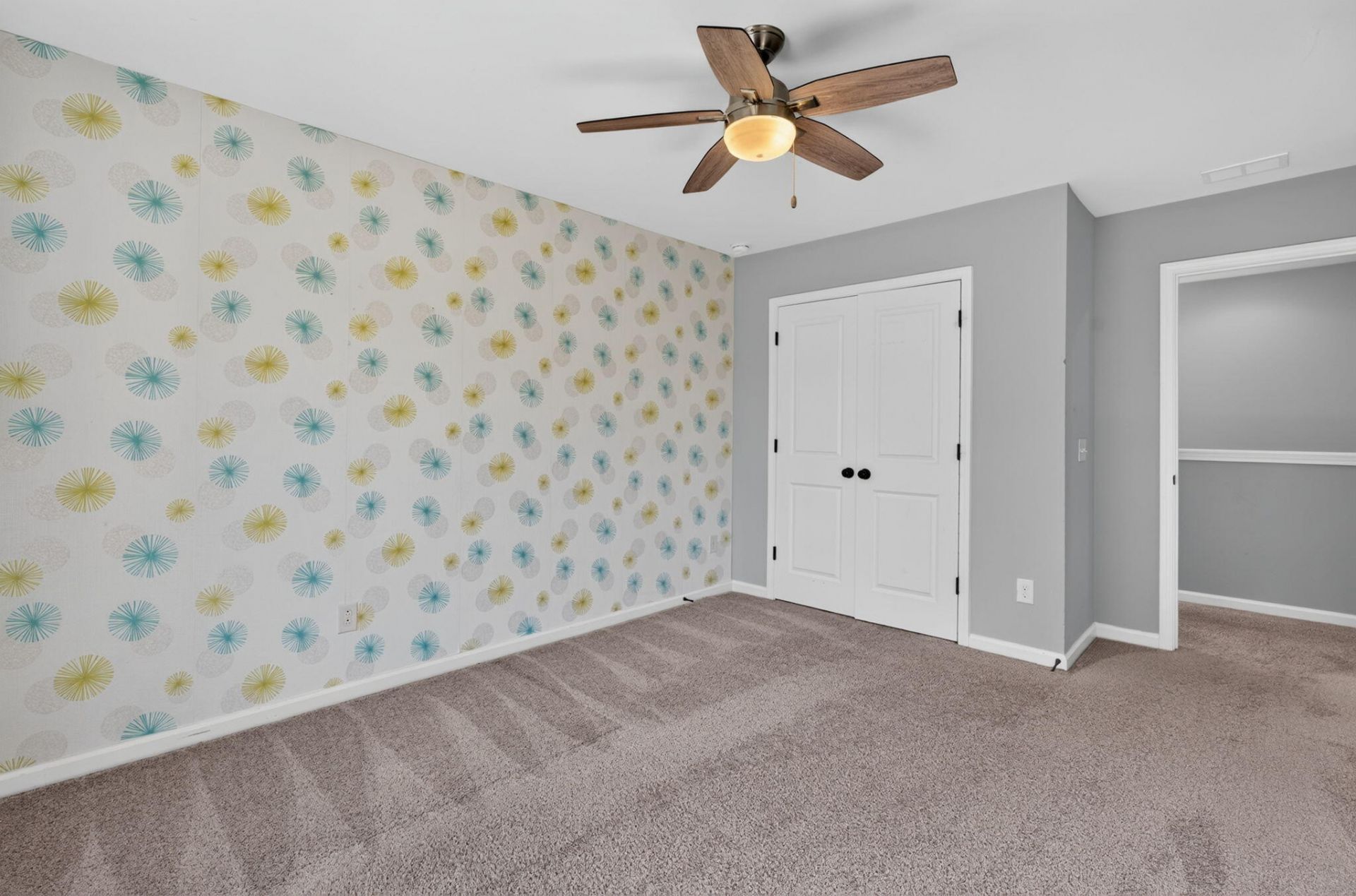 517 Grey Owl Way Photo 27