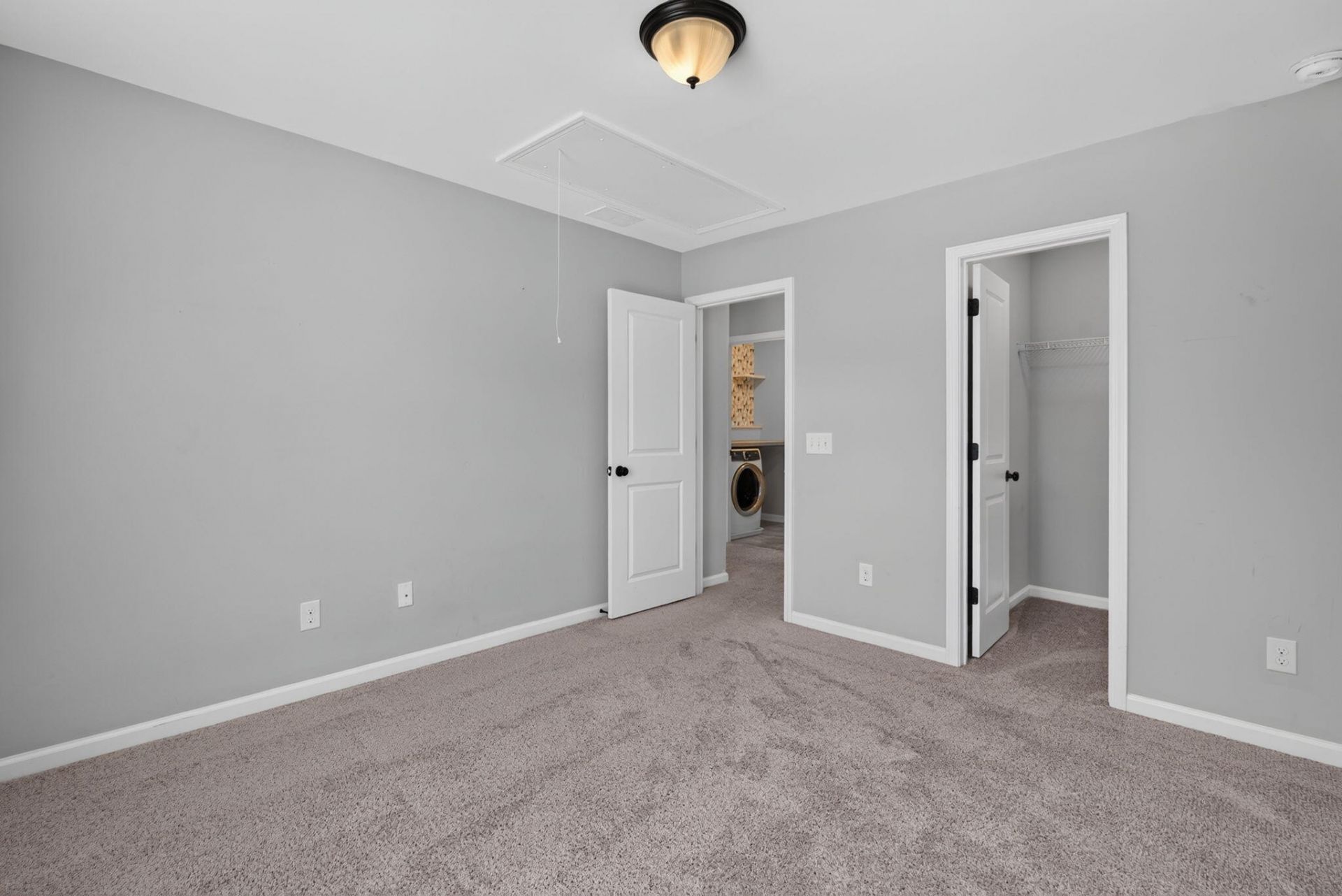 517 Grey Owl Way Photo 33
