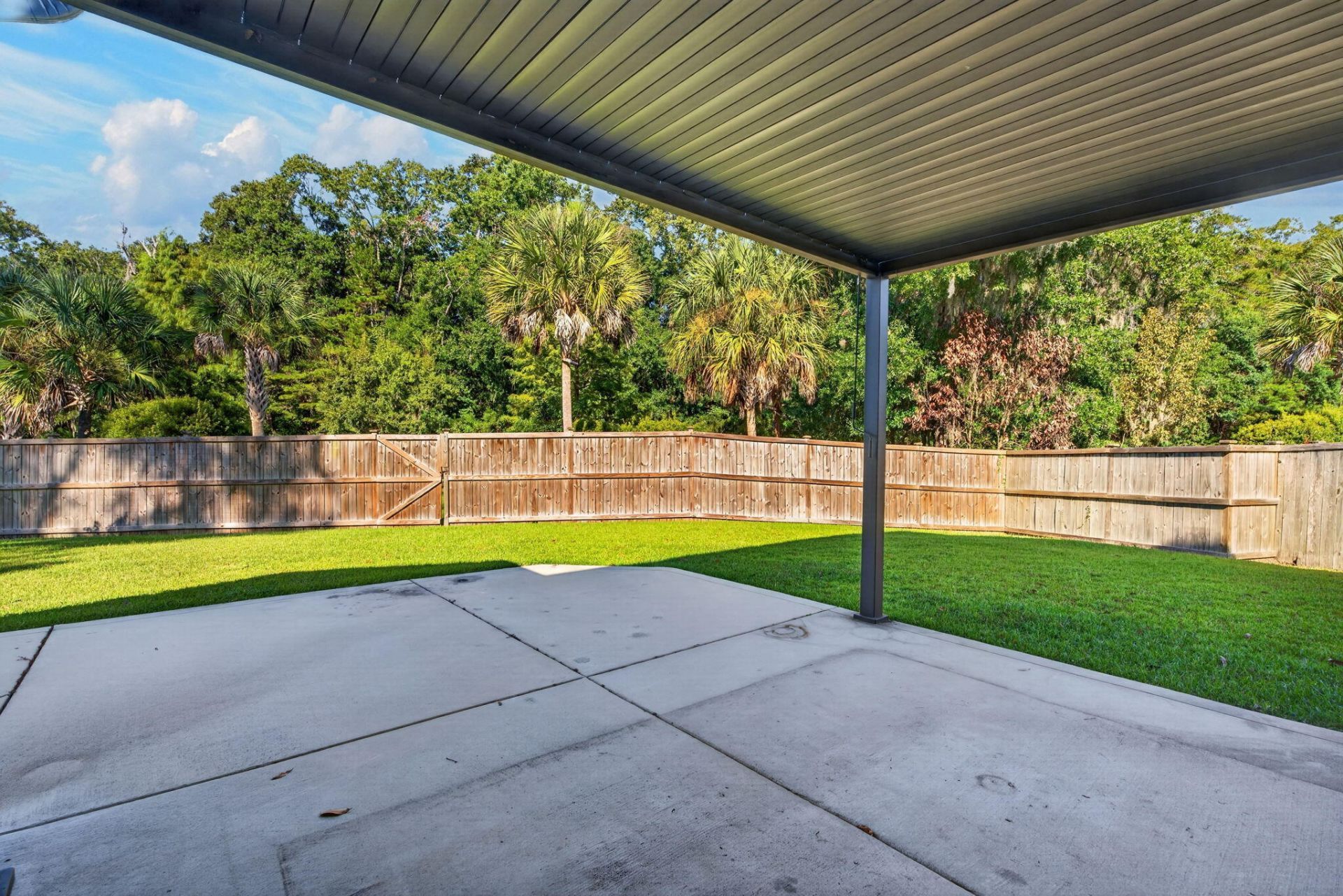 517 Grey Owl Way Photo 35