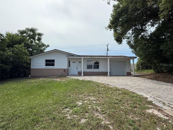 4306 BEACON SQUARE DRIVE , HOLIDAY, FL 34691