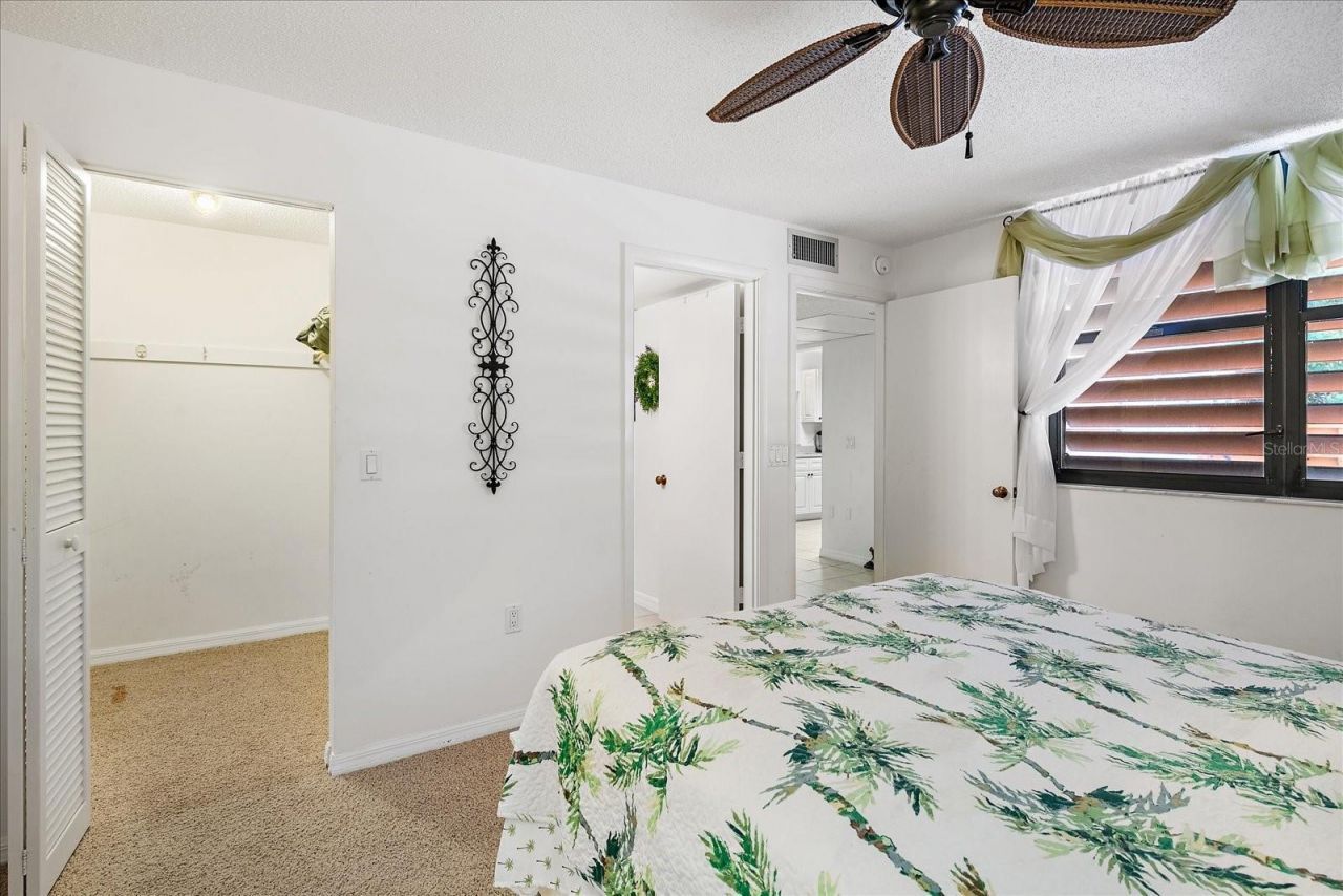 211 Pineneedle Drive, Unit 211, Bradenton, FL 34210 Photo