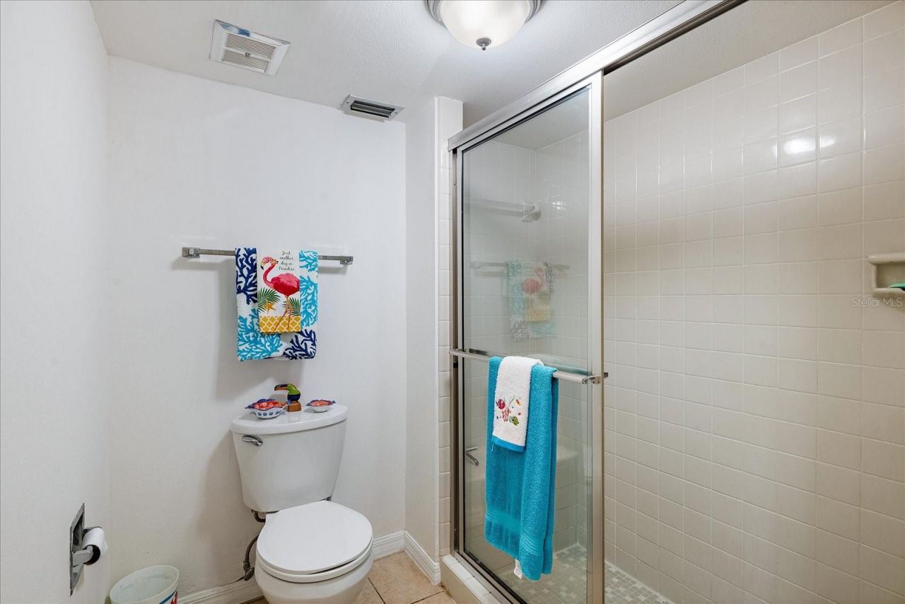 211 Pineneedle Drive, Unit 211, Bradenton, FL 34210 Photo