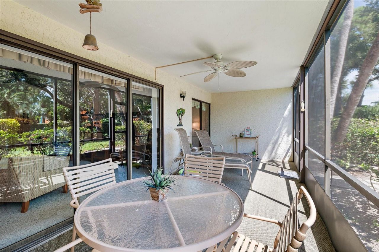 211 Pineneedle Drive, Unit 211, Bradenton, FL 34210 Photo