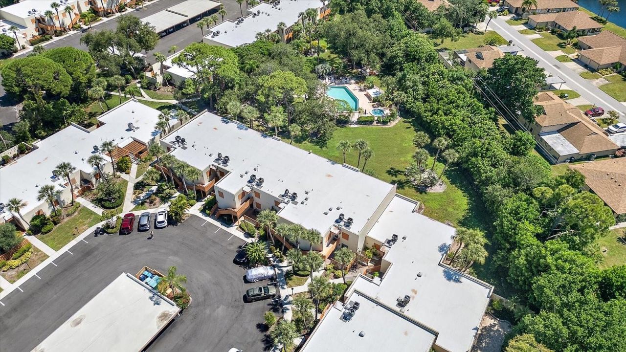 211 Pineneedle Drive, Unit 211, Bradenton, FL 34210 Photo