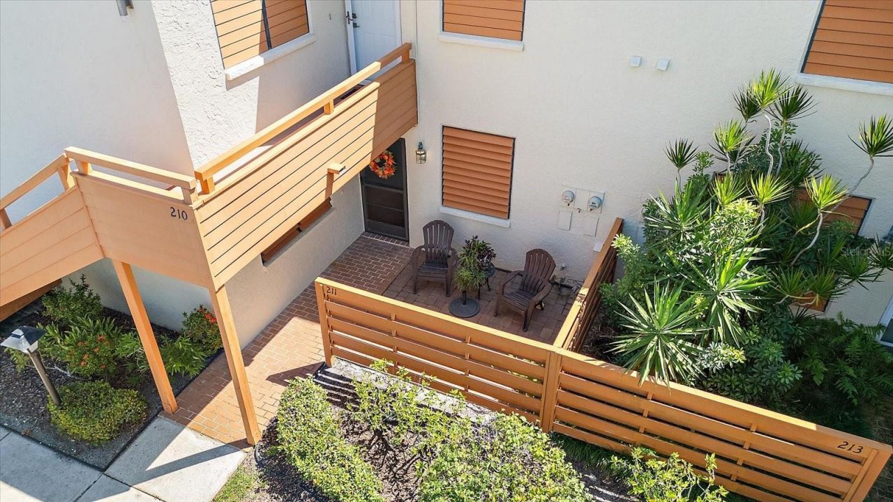 211 Pineneedle Drive, Unit 211, Bradenton, FL 34210 Photo