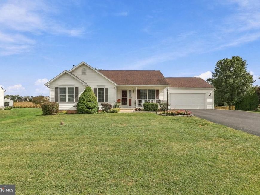 11816 Carol Avenue, Greencastle, PA 17225 Main Photo