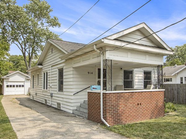 914 Dayton Avenue, Kalamazoo, MI 49048