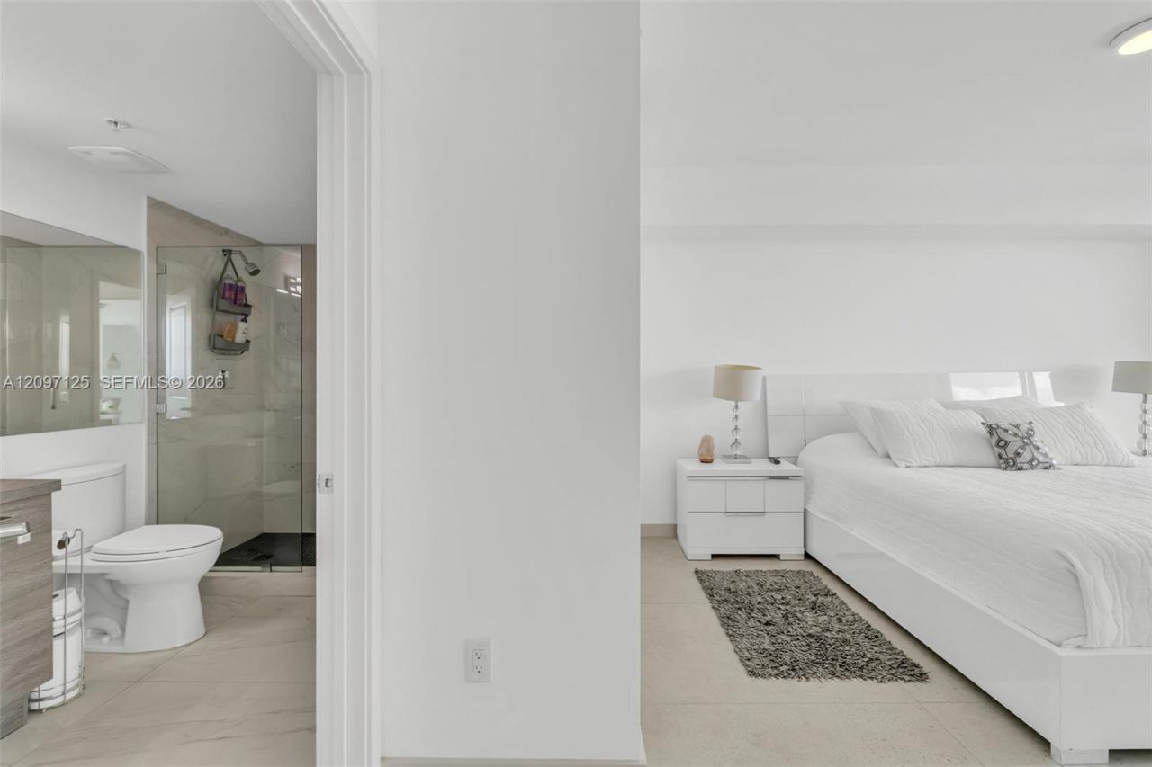 400 Sunny Isles Blvd, Unit 916, Sunny Isles Beach, FL 33160 Photo
