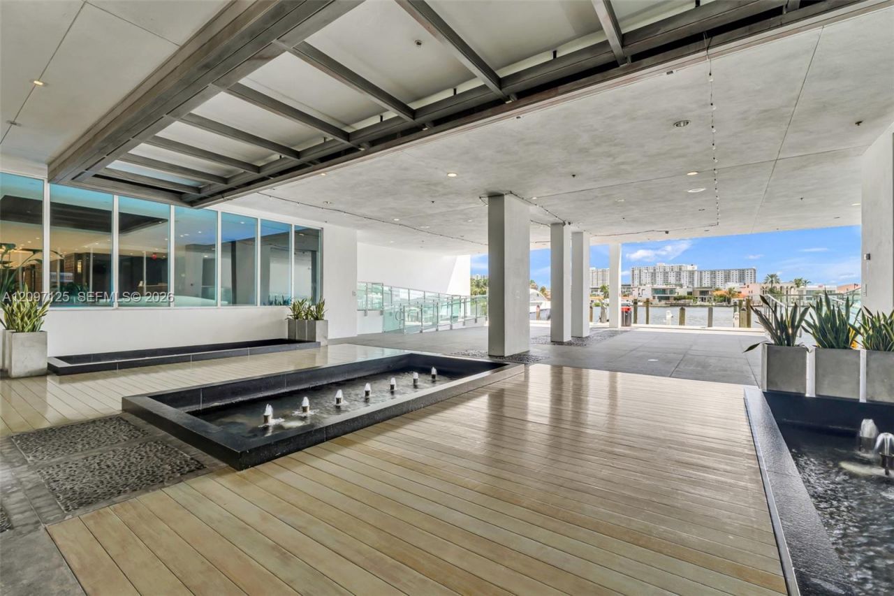 400 Sunny Isles Blvd, Unit 916, Sunny Isles Beach, FL 33160 Photo