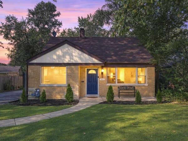 10912 S Komensky Avenue, Oak Lawn, IL 60453