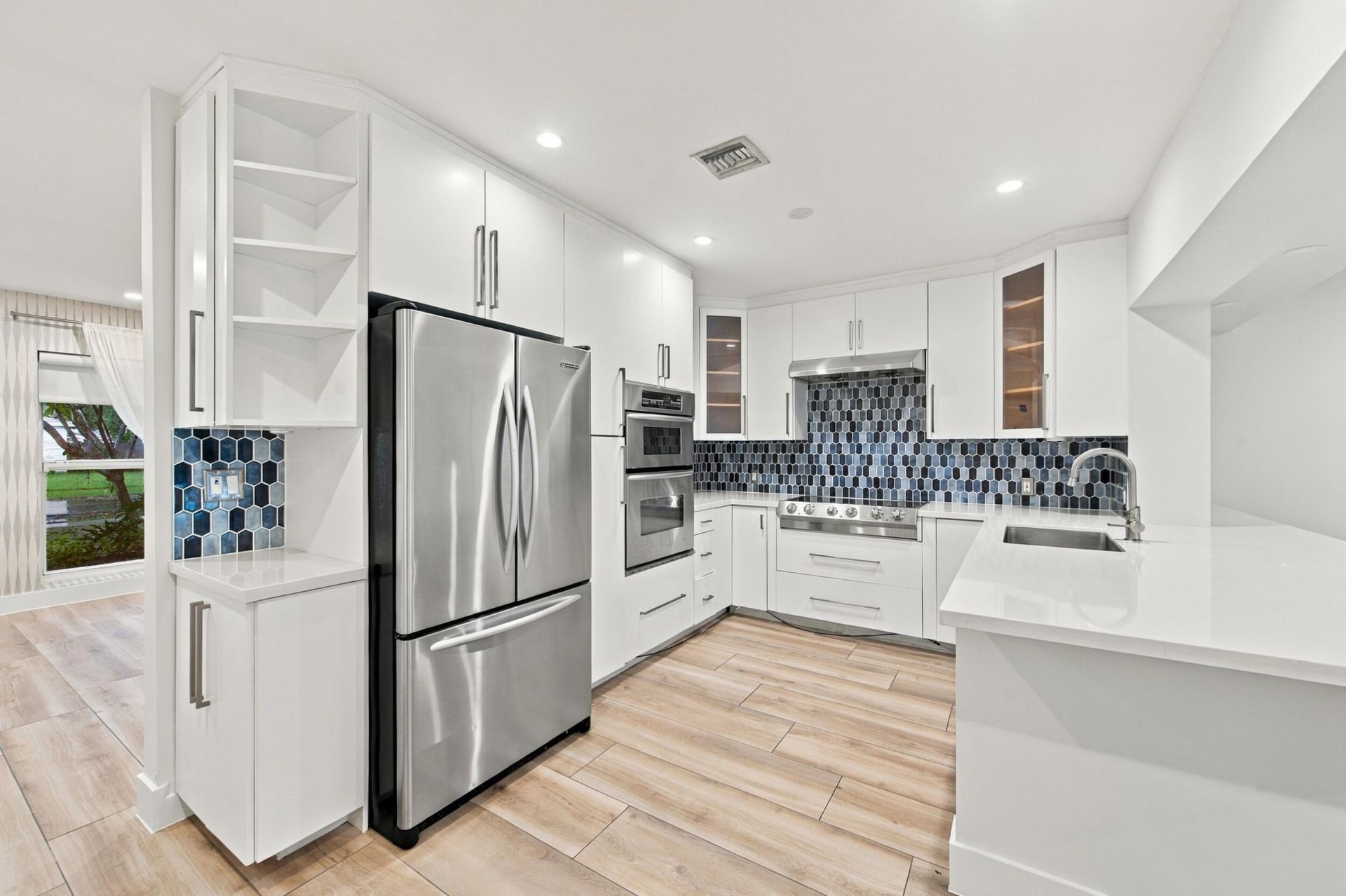 722 SW 16th Court, Fort Lauderdale, FL 33315 Photo