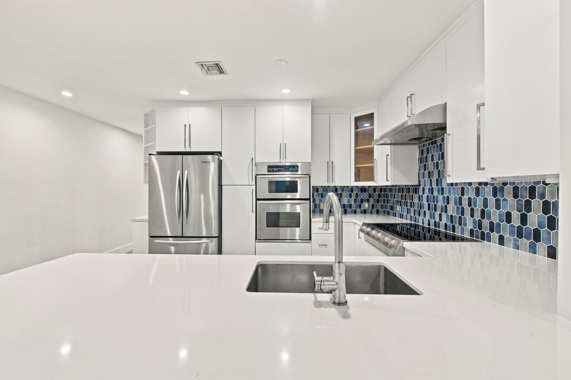 722 SW 16th Court, Fort Lauderdale, FL 33315 Photo