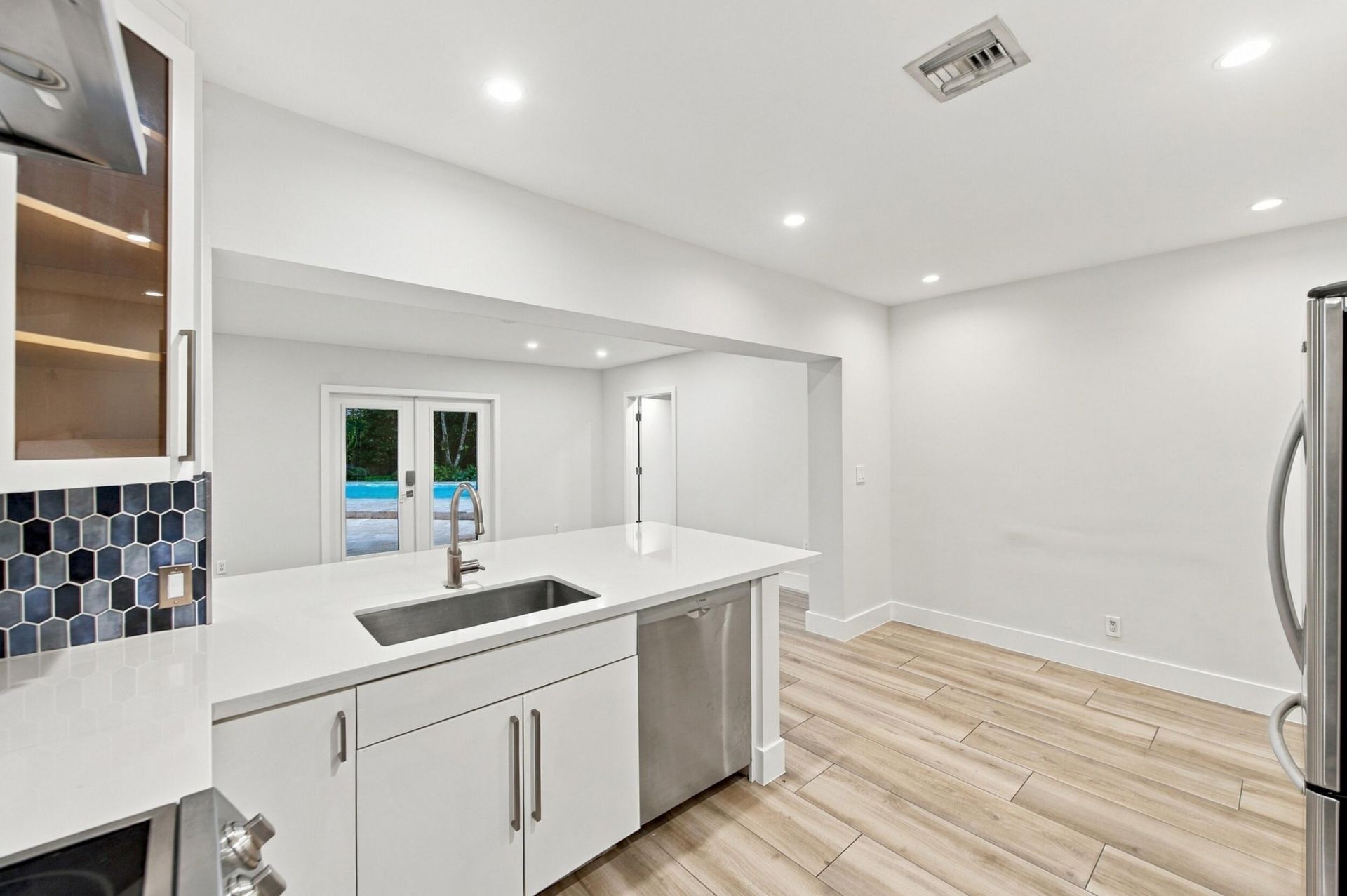 722 SW 16th Court, Fort Lauderdale, FL 33315 Photo