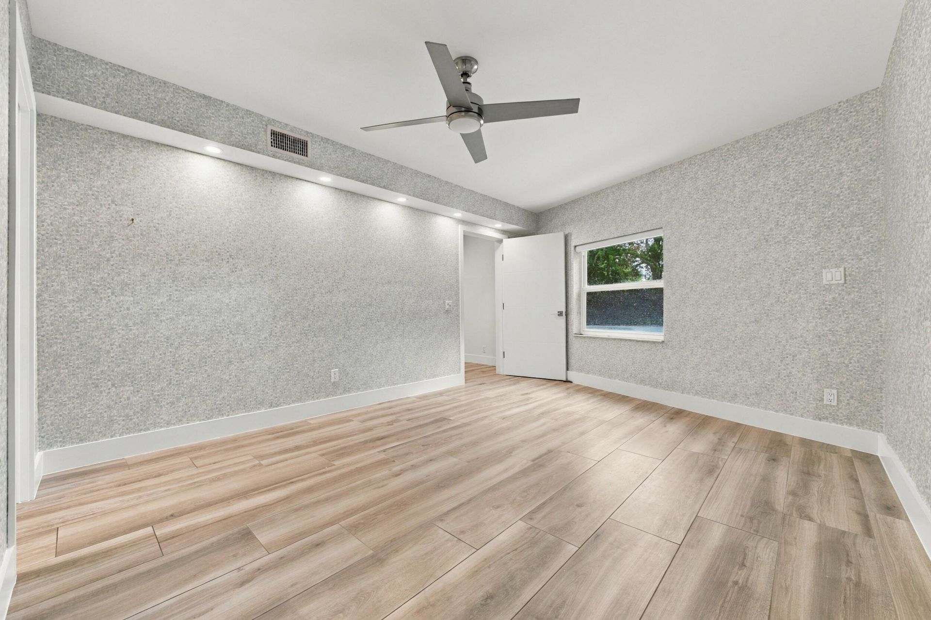 722 SW 16th Court, Fort Lauderdale, FL 33315 Photo