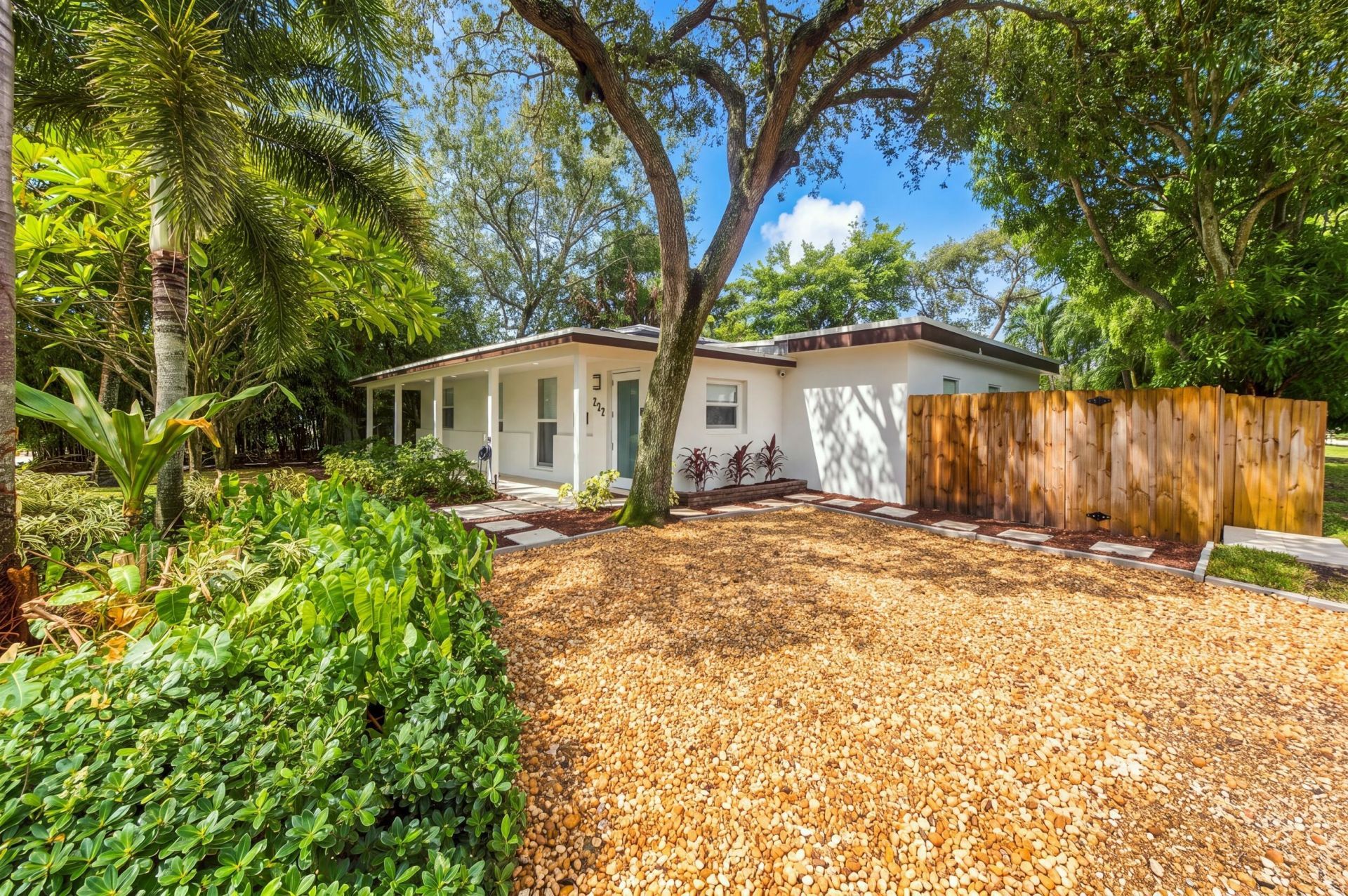 722 SW 16th Court, Fort Lauderdale, FL 33315 Photo