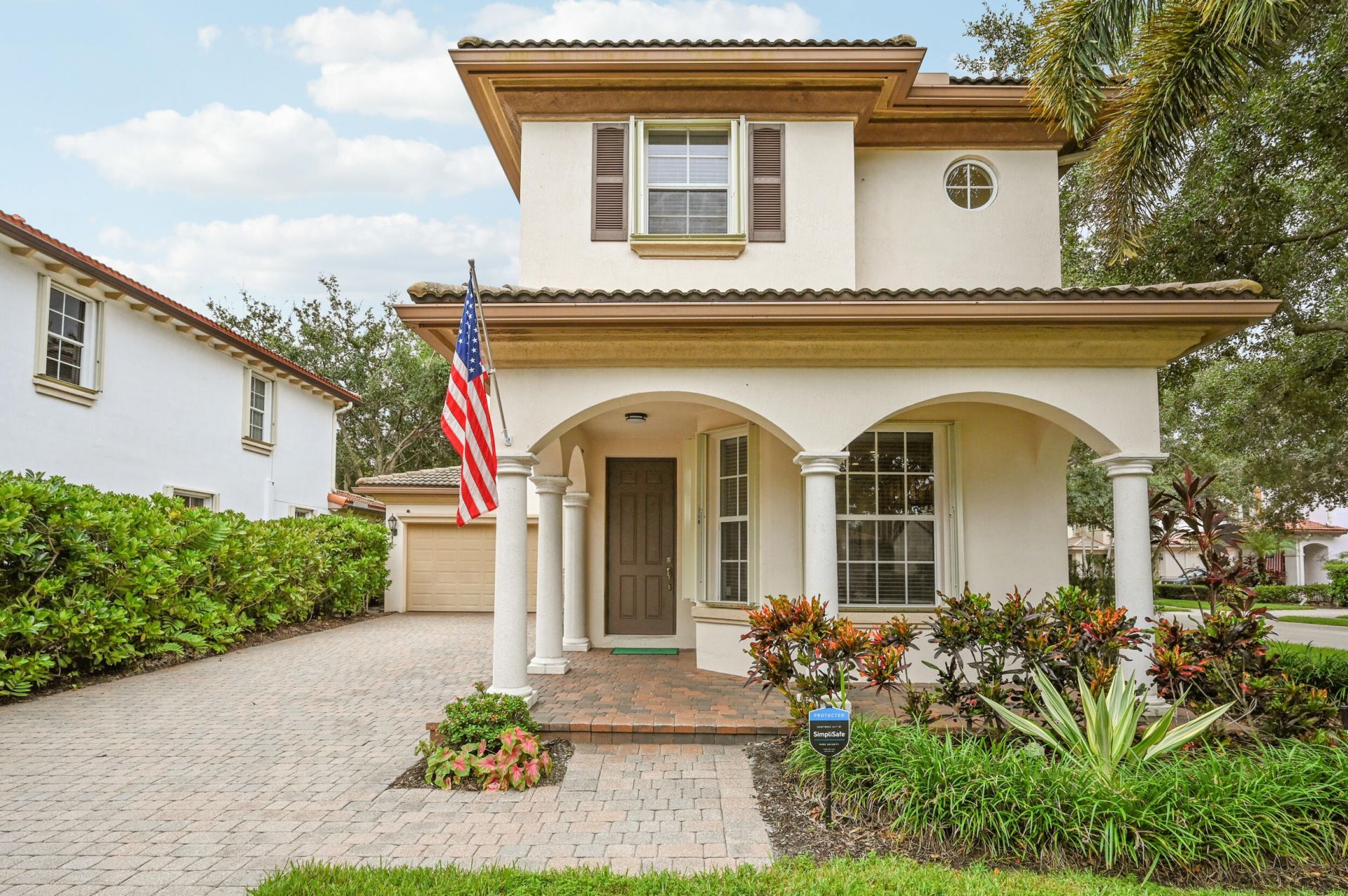 654 Castle Drive, Palm Beach Gardens, FL 33410 Photo