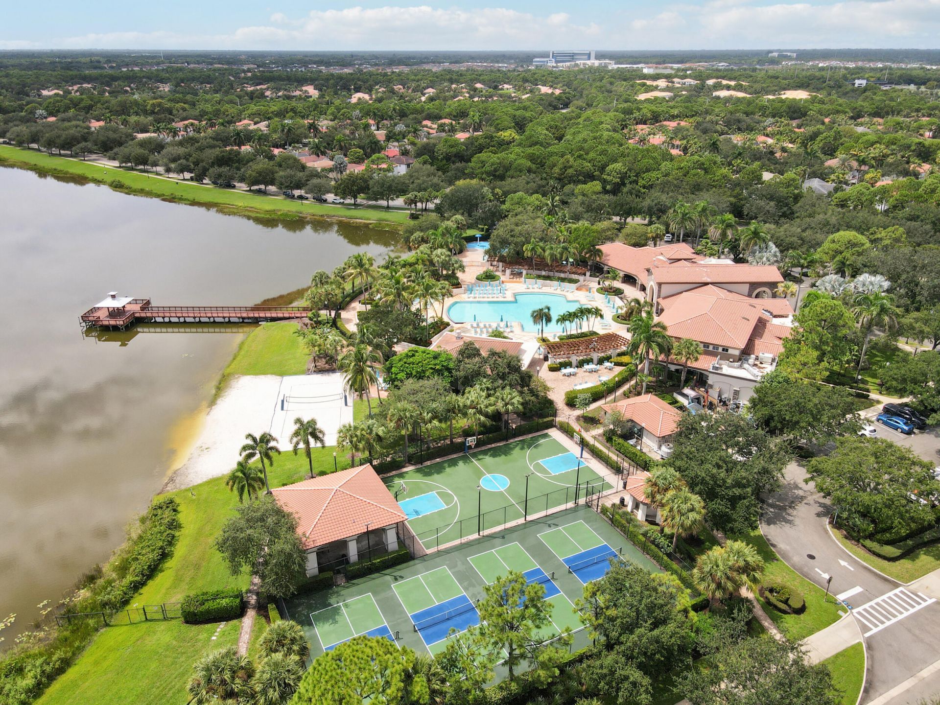654 Castle Drive, Palm Beach Gardens, FL 33410 Photo