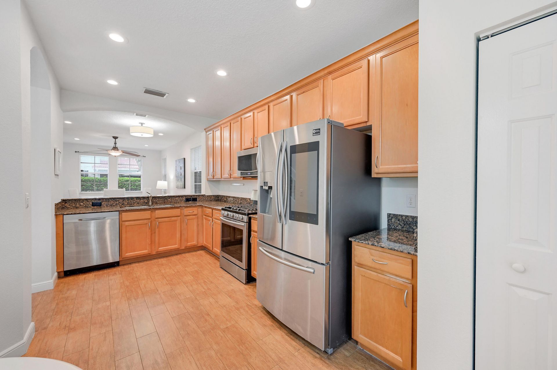 654 Castle Drive, Palm Beach Gardens, FL 33410 Photo