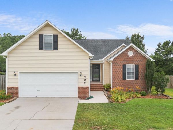 906 Savannah Drive, Jacksonville, NC 28546