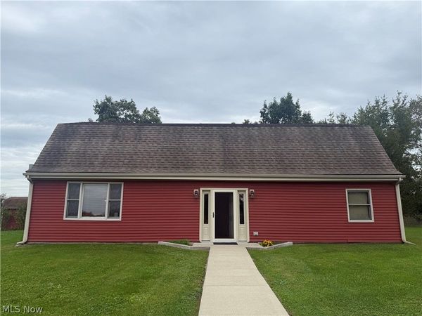 9218 Briar Road, Magnolia, OH 44643