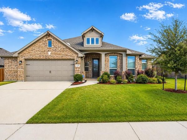129 Fire berry Drive, Glenn Heights, TX 75154