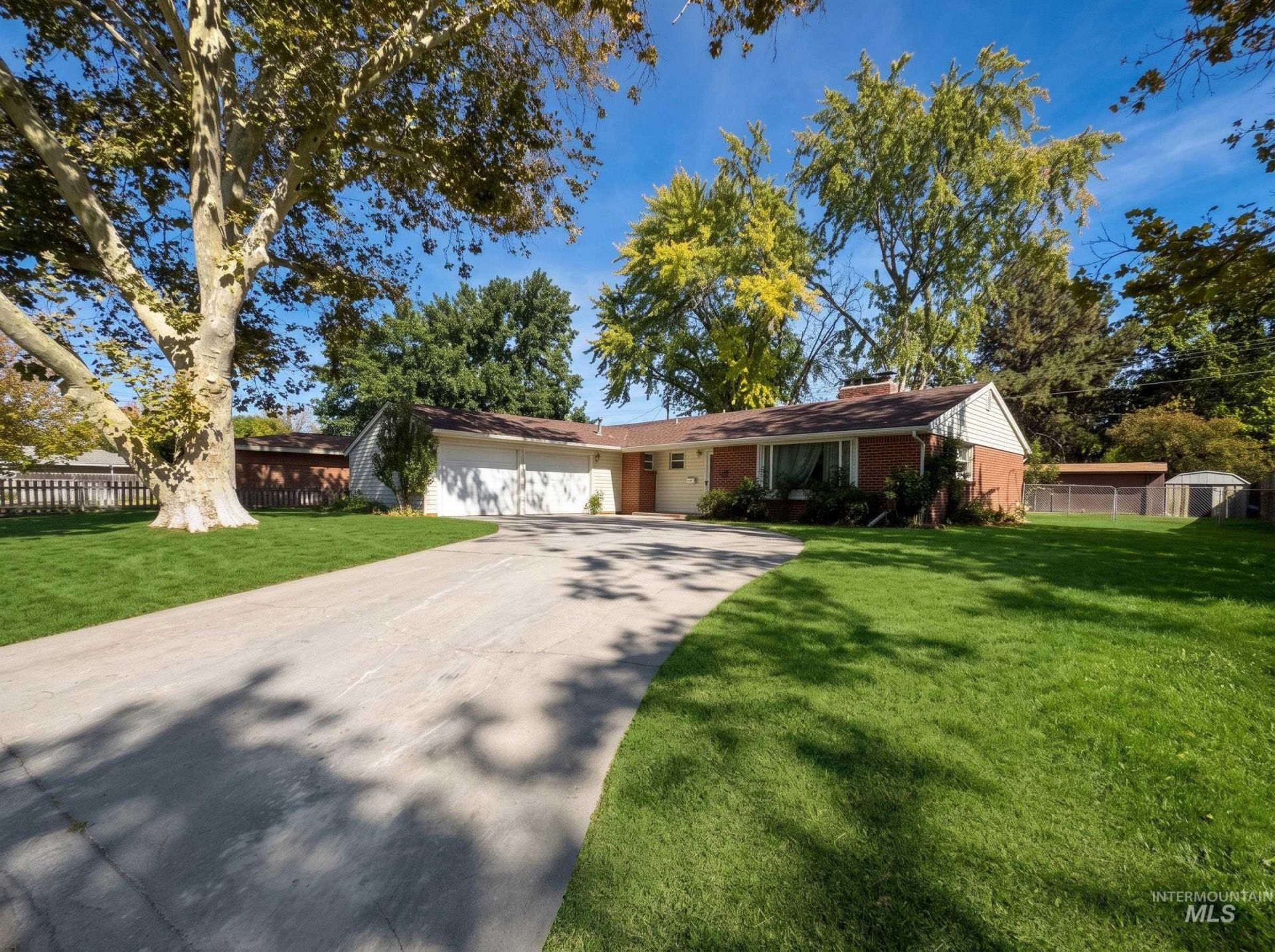2708 N Redway Rd, Boise, ID 83704 Main Photo