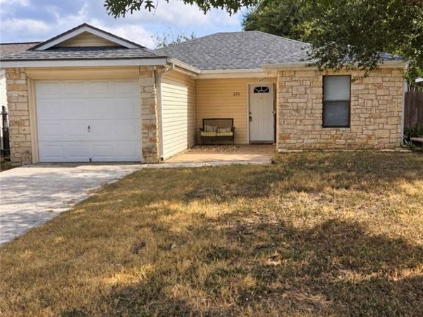 205 Carol Court , Georgetown, TX 78626