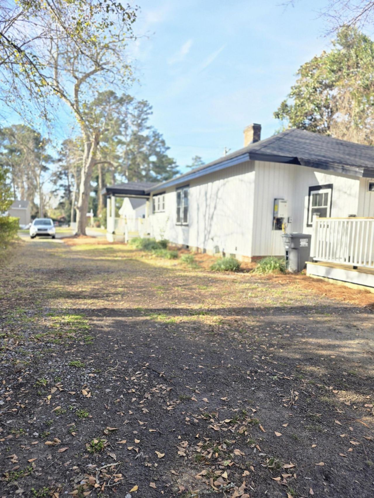 203 E George Street Photo 25