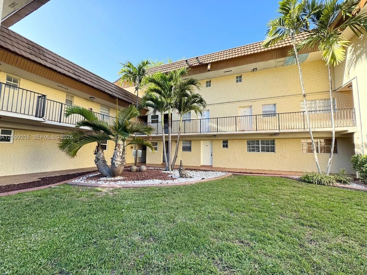 8600 SW 109th Ave , Unit 4-202, Miami, FL 33173 Photo