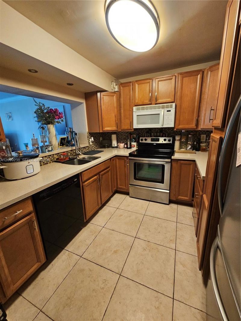 8401 W Sample Rd , Unit 10, Coral Springs, FL 33065 Photo