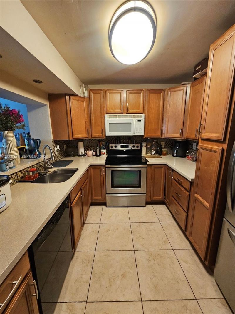 8401 W Sample Rd , Unit 10, Coral Springs, FL 33065 Photo